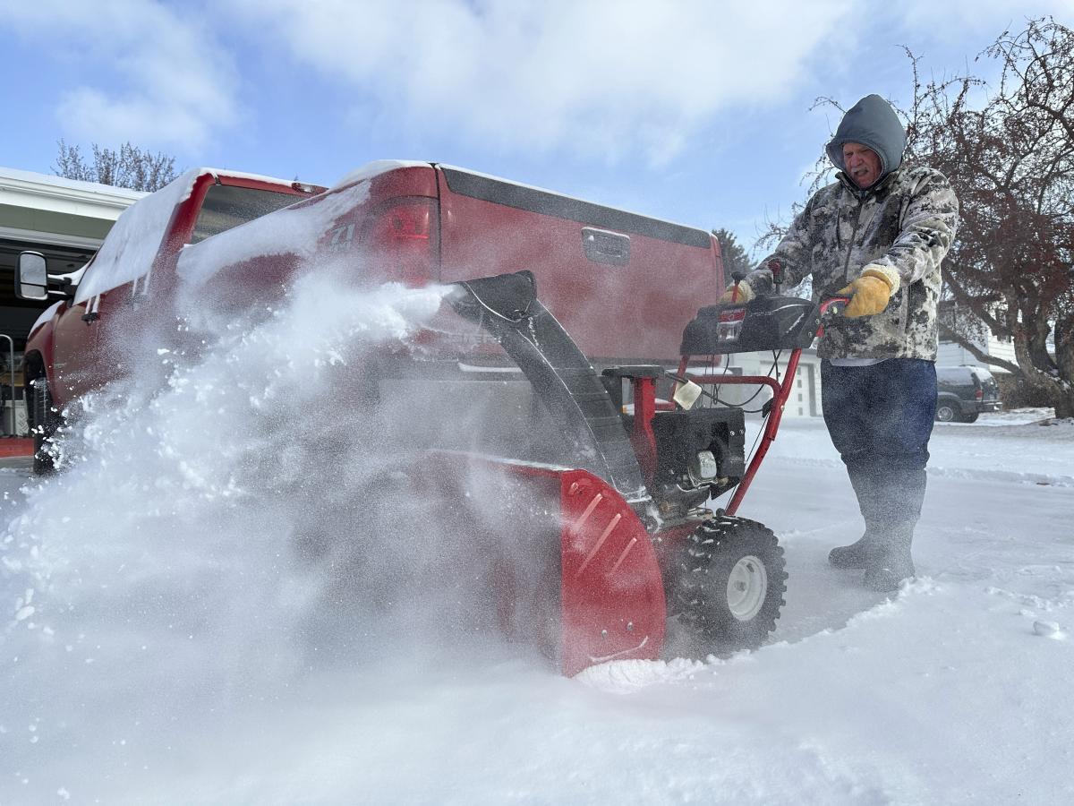 Winter Blast Incoming! Wisconsin Residents Brace for Deep Snow and Treacherous Travel