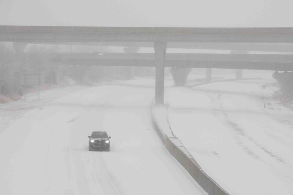 Overnight Ice Storm to Freeze Indiana—Here’s Why Roads Could Be Deadly by Morning